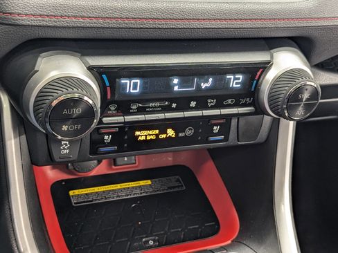 Used 2020 Toyota RAV4 TRD Off-Road image 27