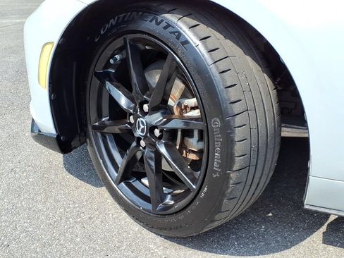 Used 2019 MAZDA MX-5 Miata Club w/ I-ACTIVSENSE Club Package RWD image 8