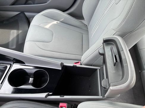 Used 2023 Hyundai Elantra SEL w/ Convenience Package image 33