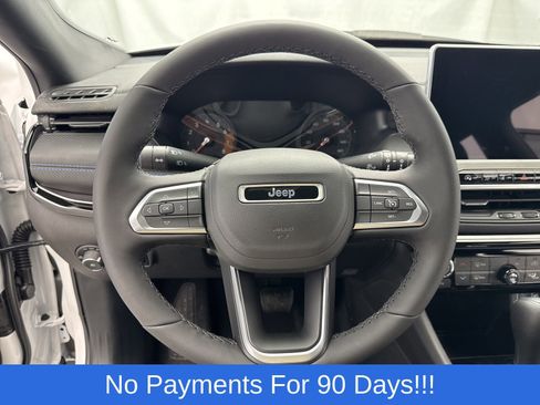 New 2026 Jeep Compass Latitude image 15