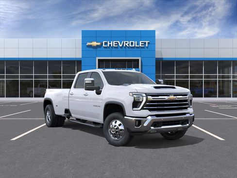 New 2026 Chevrolet Silverado 3500 LTZ w/ LTZ Plus Package AWD/4WD image 1