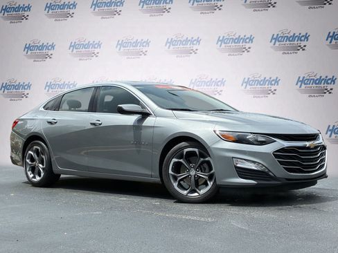 Used 2024 Chevrolet Malibu LT FWD image 2