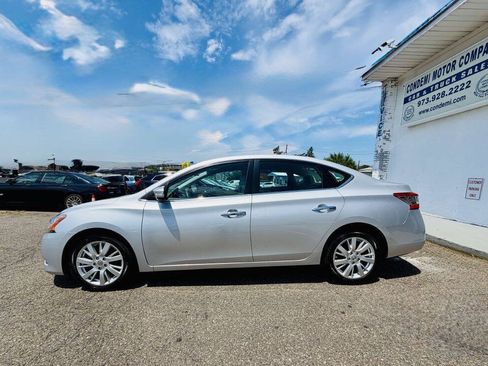 Used 2013 Nissan Sentra SL w/ Navigation Pkg FWD image 9
