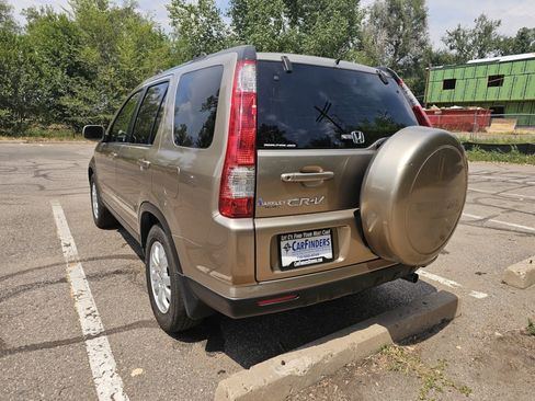 Used 2005 Honda CR-V EX image 3