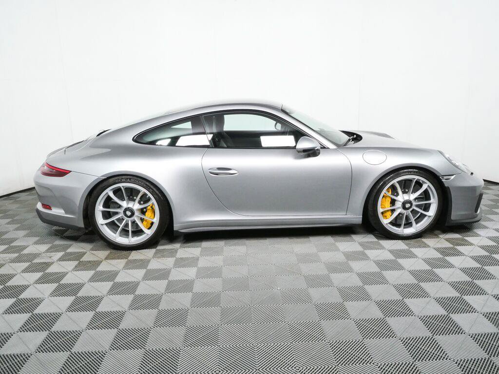 Certified 2018 Porsche 911 GT3 RWD image 24