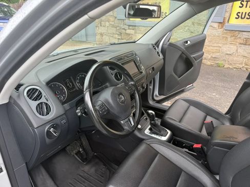 Used 2017 Volkswagen Tiguan S AWD/4WD image 31