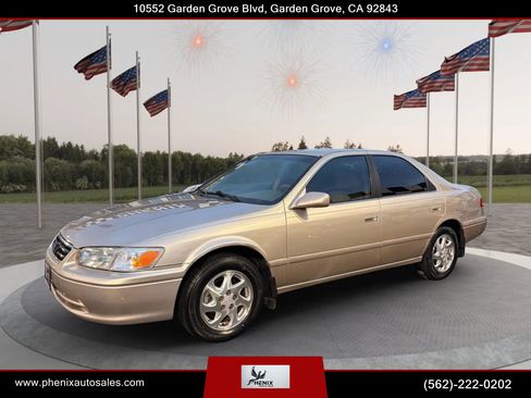 Used 2000 Toyota Camry CE image 4