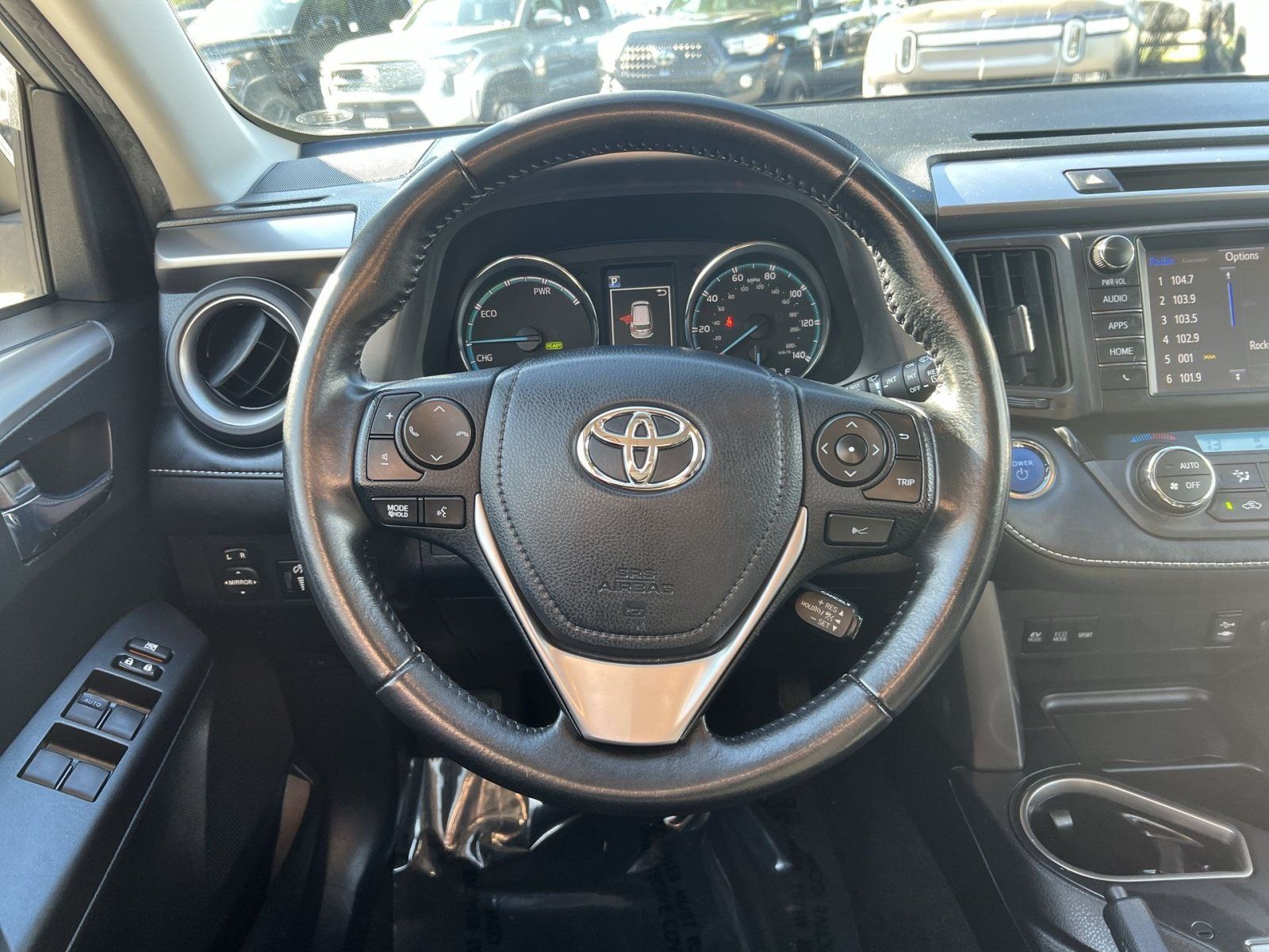 Used 2017 Toyota RAV4 XLE w/ Convenience Package AWD/4WD image 15