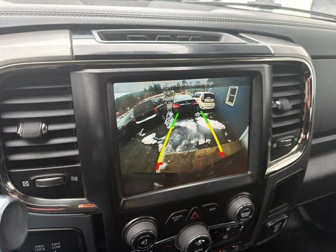 Used 2018 RAM 2500 Big Horn w/ Sport Appearance Group image 14