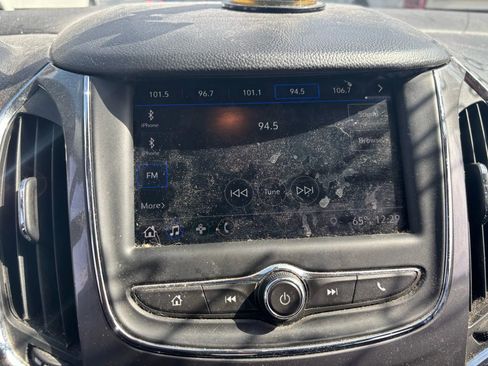 Used 2019 Chevrolet Cruze LT image 13