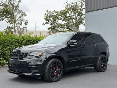 Used 2017 Jeep Grand Cherokee SRT w/ Trailer Tow Group IV image 7