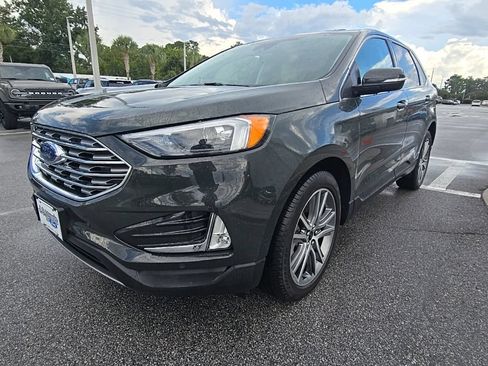 Used 2024 Ford Edge Titanium AWD/4WD image 3