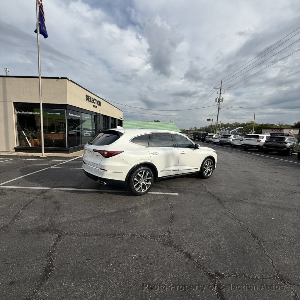 Used 2023 Acura MDX w/ Technology Package AWD/4WD image 16