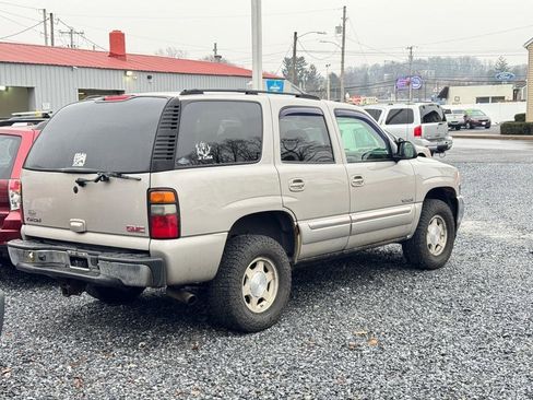 Used 2005 GMC Yukon SLE image 3