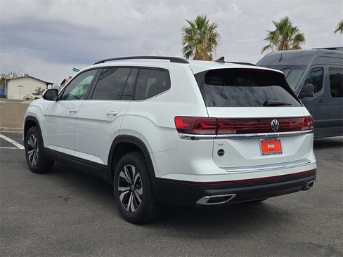 New 2026 Volkswagen Atlas SE image 7