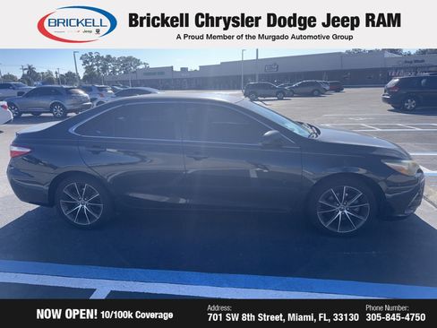 Used 2015 Toyota Camry XSE image 17