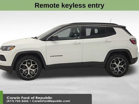 Used 2024 Jeep Compass Limited AWD/4WD image 4