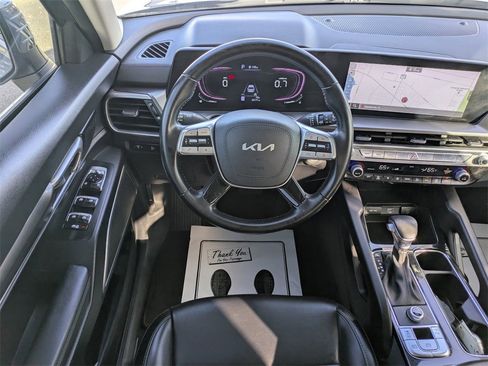 Used 2024 Kia Telluride LX image 17