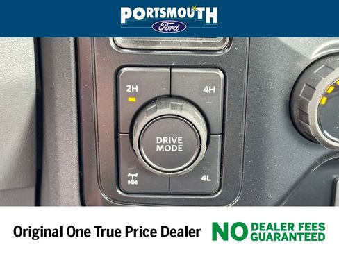 New 2025 Ford F250 XL w/ FX4 Off-Road Package image 17