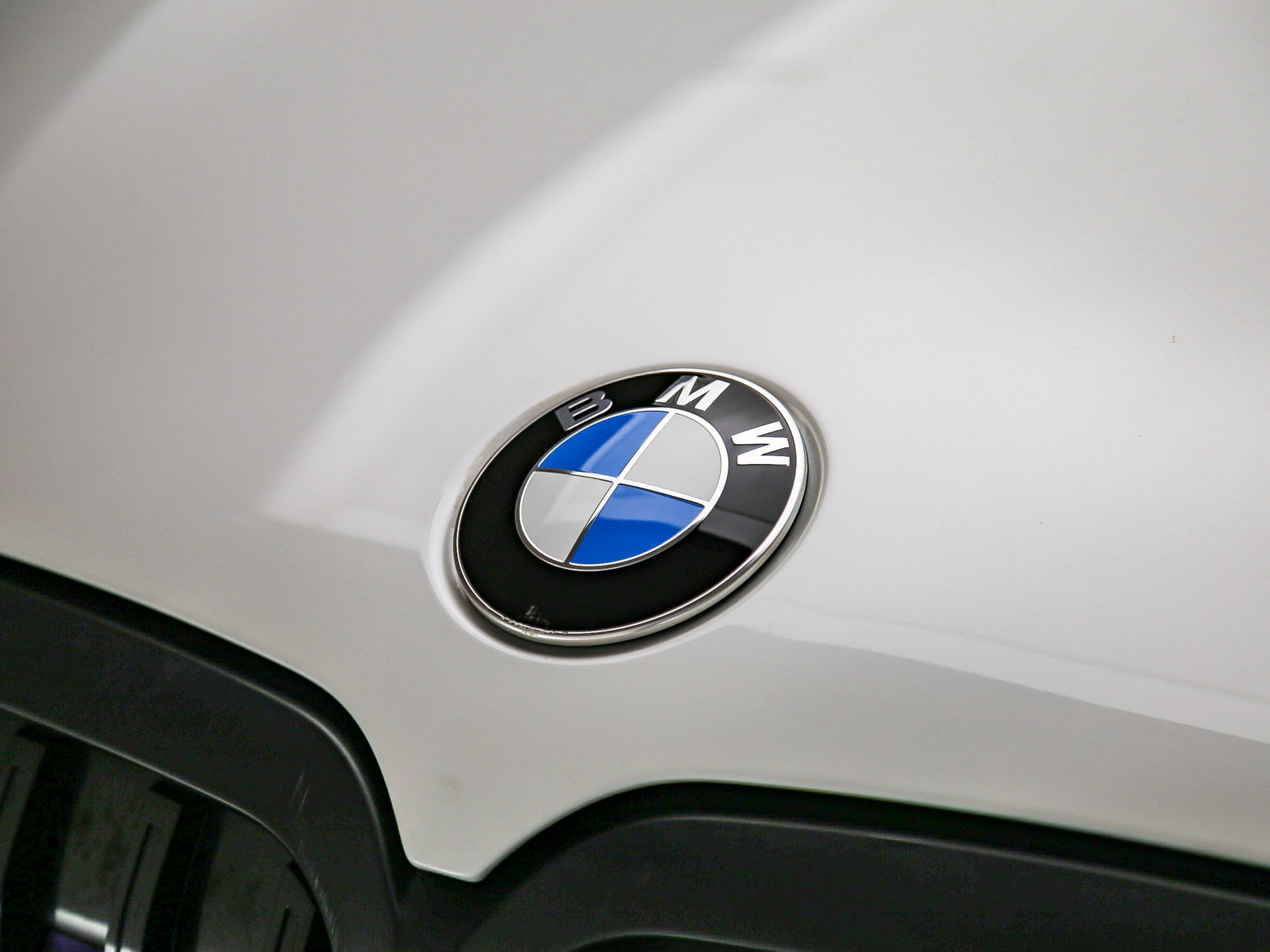 Used 2025 BMW X7 M60i AWD/4WD image 9