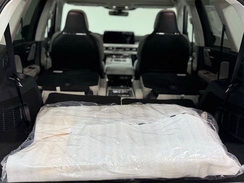 New 2026 Lincoln Aviator Reserve image 38