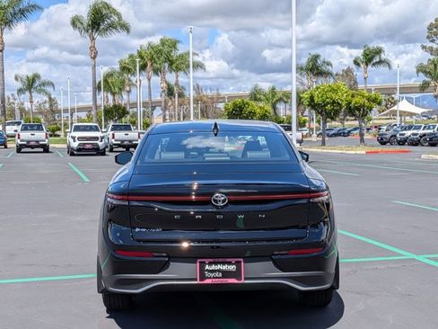 New 2026 Toyota Crown XLE image 8