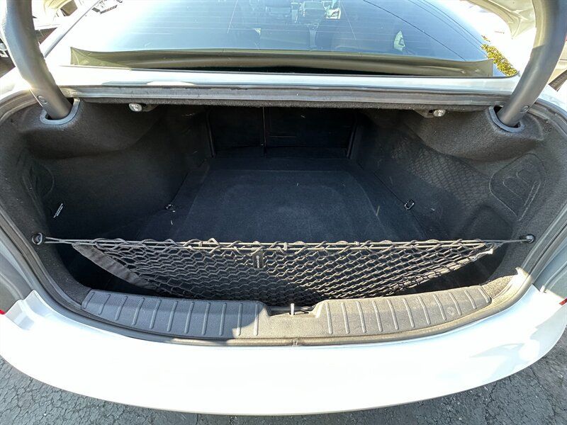 Used 2012 Hyundai Azera FWD image 11