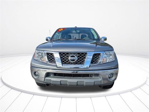 Used 2019 Nissan Frontier SL image 9