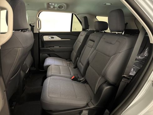 New 2026 Ford Explorer Active RWD image 20