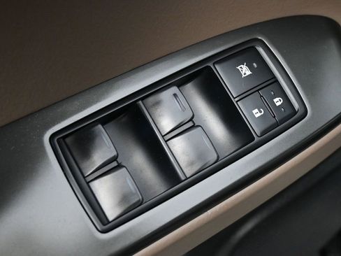 Used 2023 Lexus GX 460 Premium w/ Premium Package AWD/4WD image 4