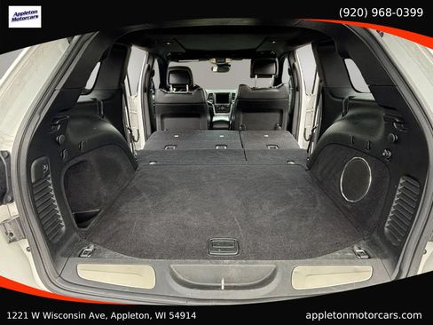 Used 2018 Jeep Grand Cherokee Overland AWD/4WD image 31
