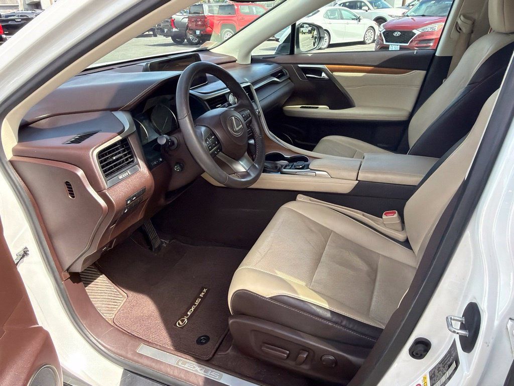 Used 2017 Lexus RX 350 AWD w/ Premium Package image 2
