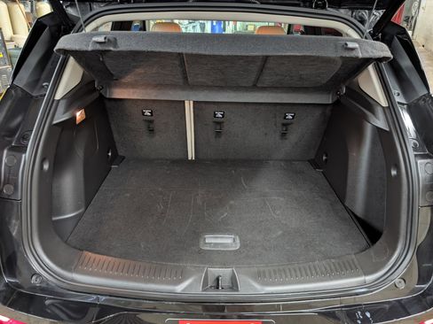 Used 2024 Buick Encore GX Avenir w/ Avenir Convenience Package image 16