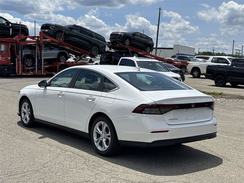 Used 2023 Honda Accord LX image 3
