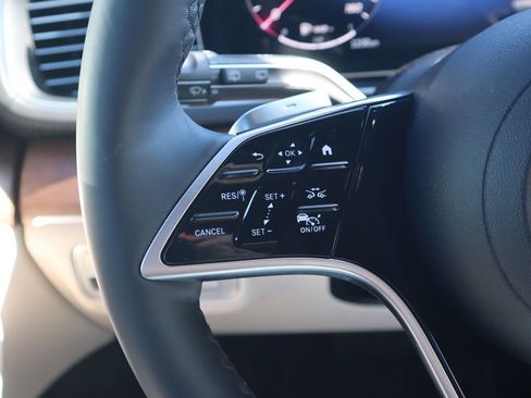 New 2025 Mercedes-Benz GLS 450 4MATIC image 22