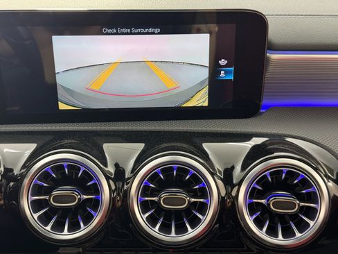 Used 2022 Mercedes-Benz A 220 w/ AMG Line image 30