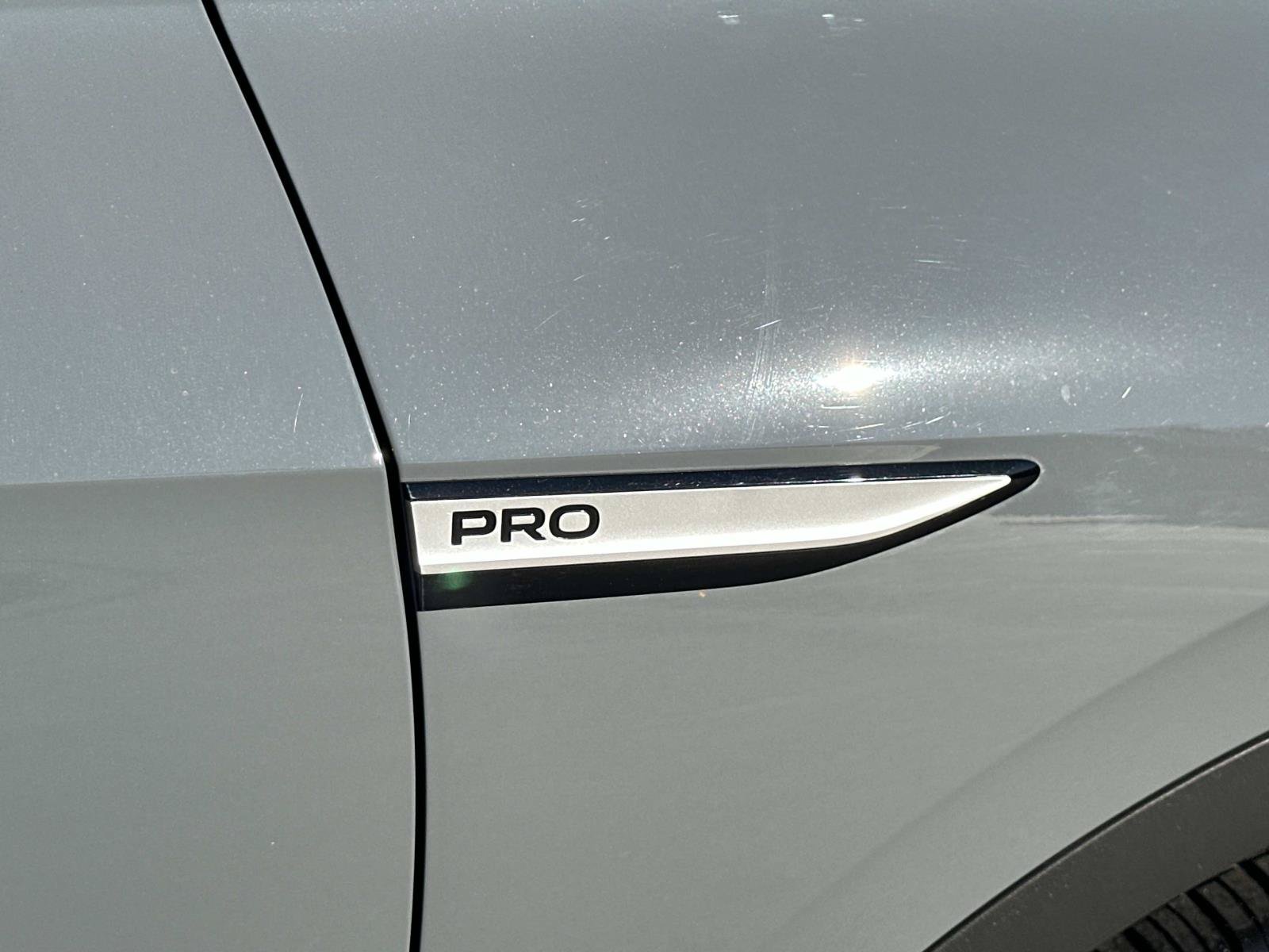 Certified 2023 Volkswagen ID.4 Pro RWD image 29