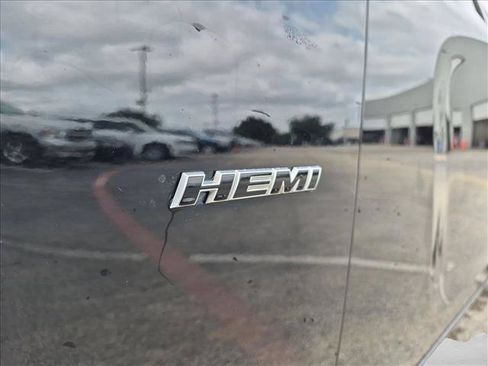 Used 2018 Dodge Charger R/T RWD image 26