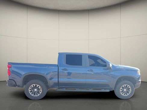 Used 2022 Chevrolet Silverado 1500 ZR2 image 10