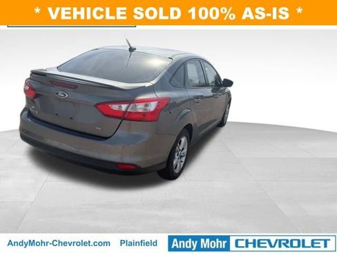 Used 2012 Ford Focus SE w/ SE Sport Pkg image 5