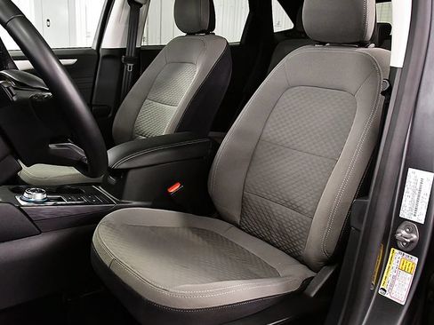 Used 2022 Ford Escape SE w/ SE Sport Appearance Package AWD/4WD image 30