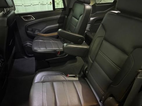 Used 2020 GMC Yukon Denali w/ Denali Ultimate Black Edition AWD/4WD image 29