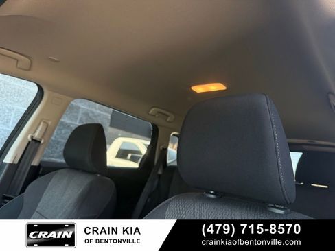 Used 2024 Nissan Rogue SV AWD/4WD image 23