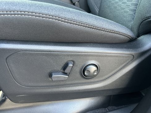 New 2026 RAM 1500 Big Horn w/ Night Edition image 16