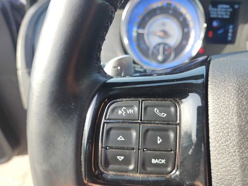 Used 2013 Chrysler 300 S image 23