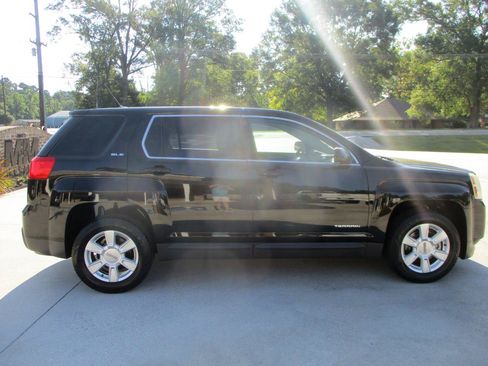 Used 2013 GMC Terrain SLE FWD image 8