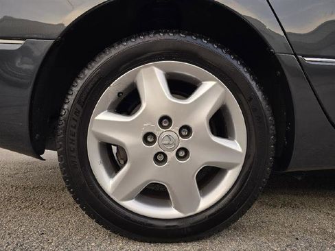 Used 2004 Lexus LS 430 image 19