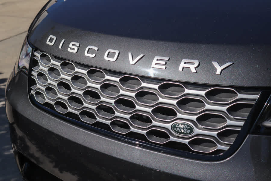 Used 2023 Land Rover Discovery Metropolitan Edition AWD/4WD image 10