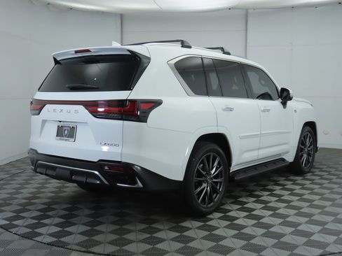 Certified 2024 Lexus LX 600 F Sport image 5