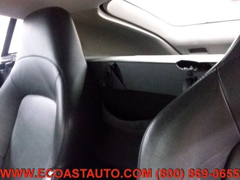 Used 2005 Chrysler Crossfire Limited image 20